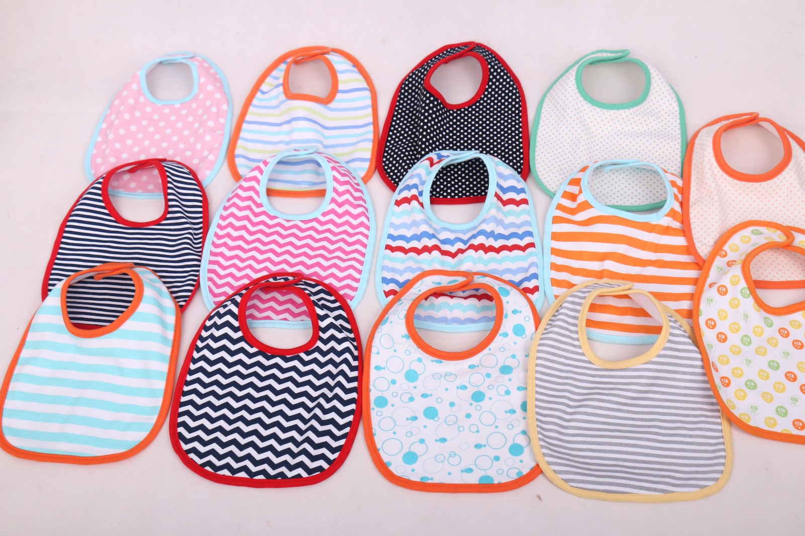 Infant and baby bib （1-6 Years）