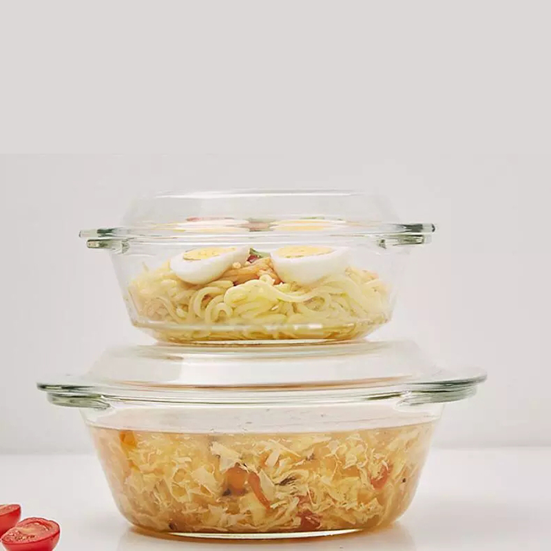 Microwavable high borosilicate glass casserole