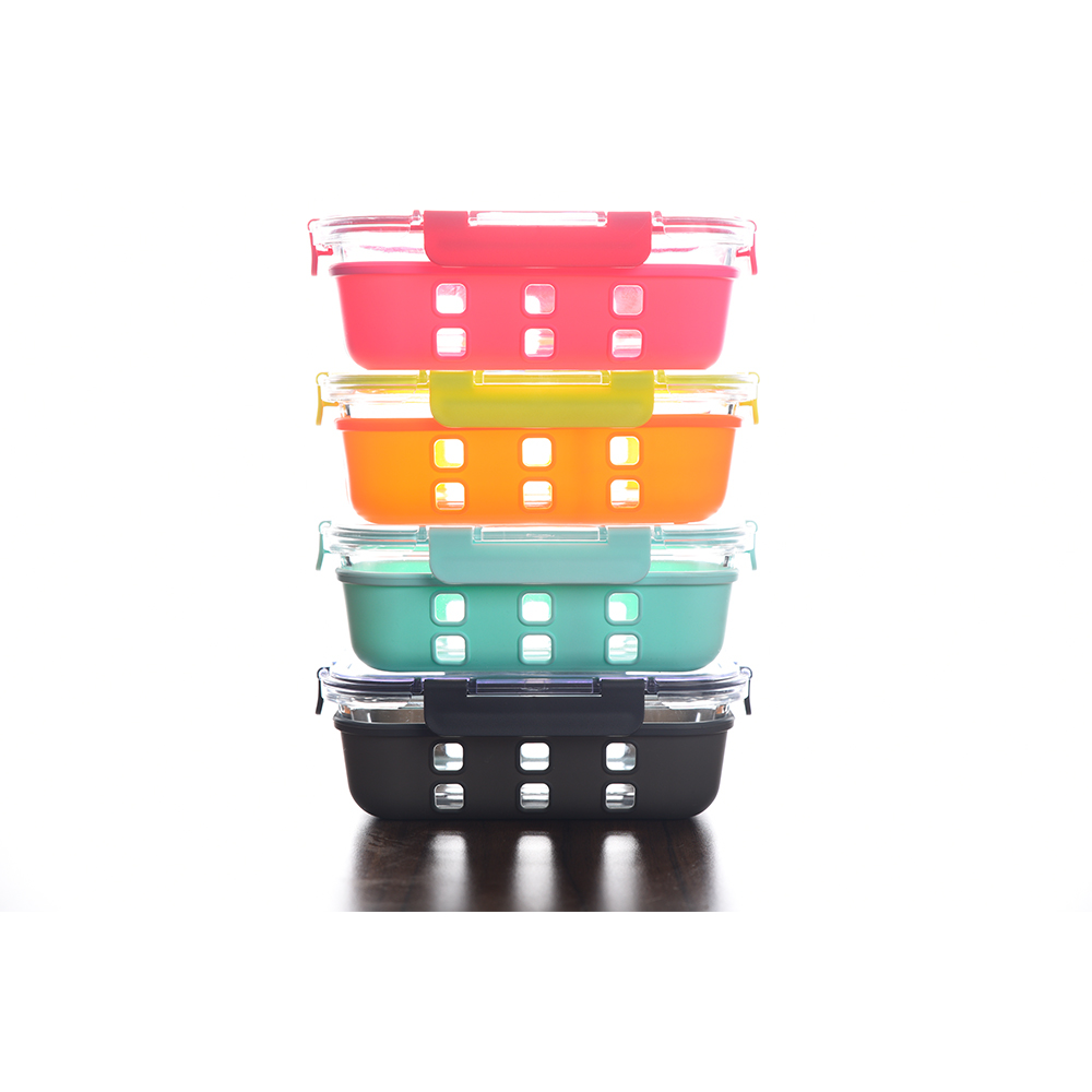 Glass food container box with silicone sleeve