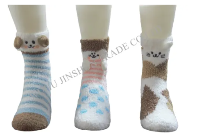 cozy socks w/ 3D decoration