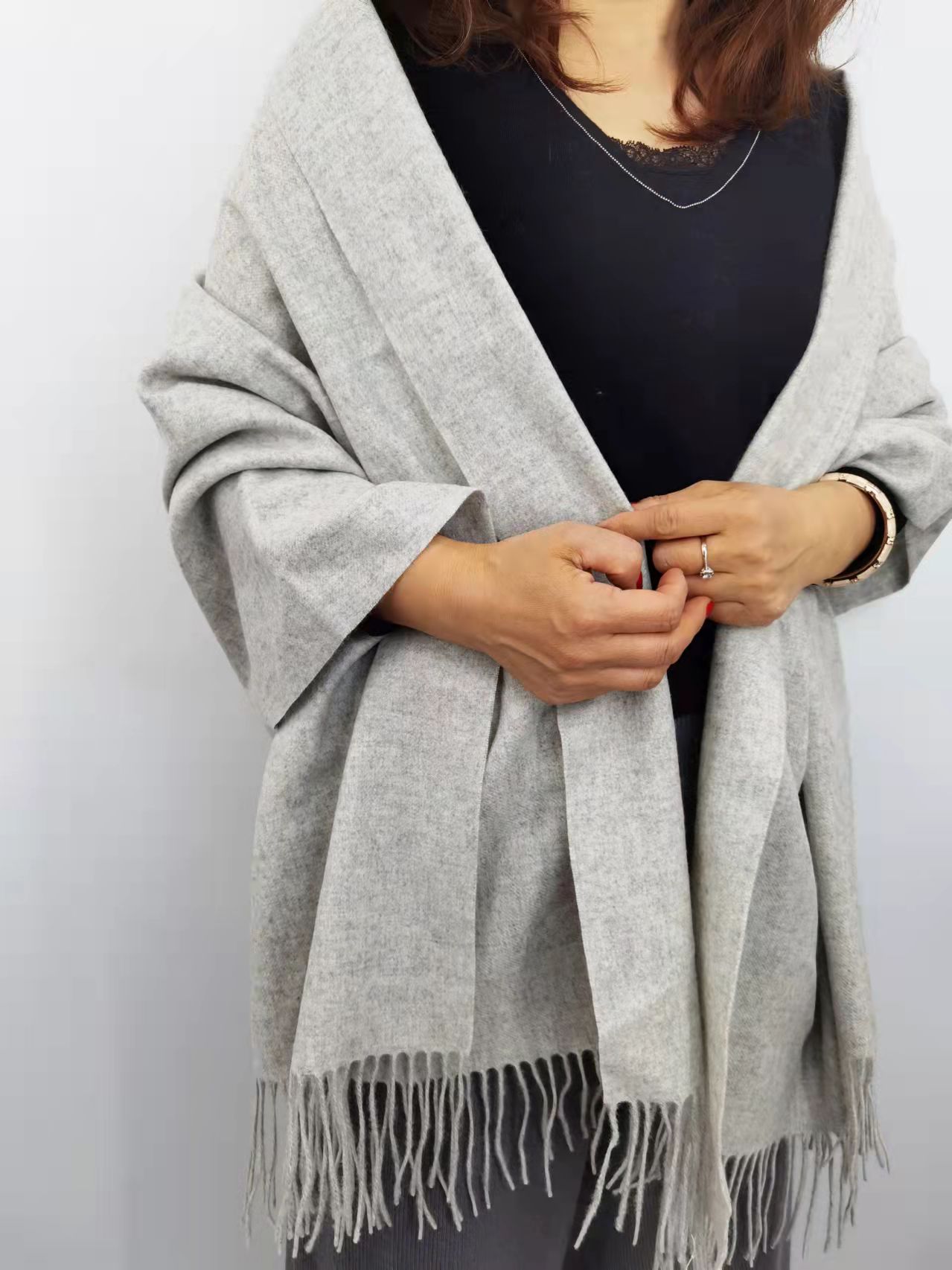 Cashmere wave grey shawl