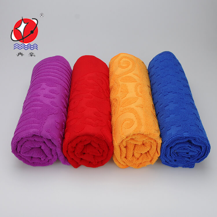 Microfiber jacquard bath towel